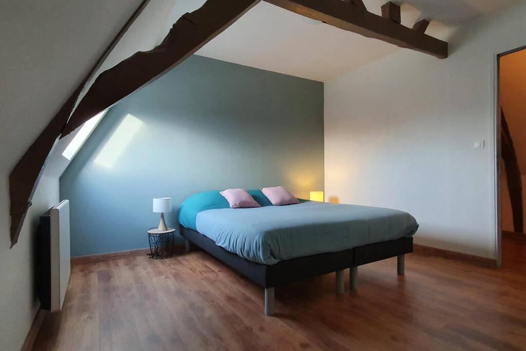 Appartement Duplex idéal famille, 2 mn de St-Omer centre à Saint-Martin-au-Laert Extérieur photo